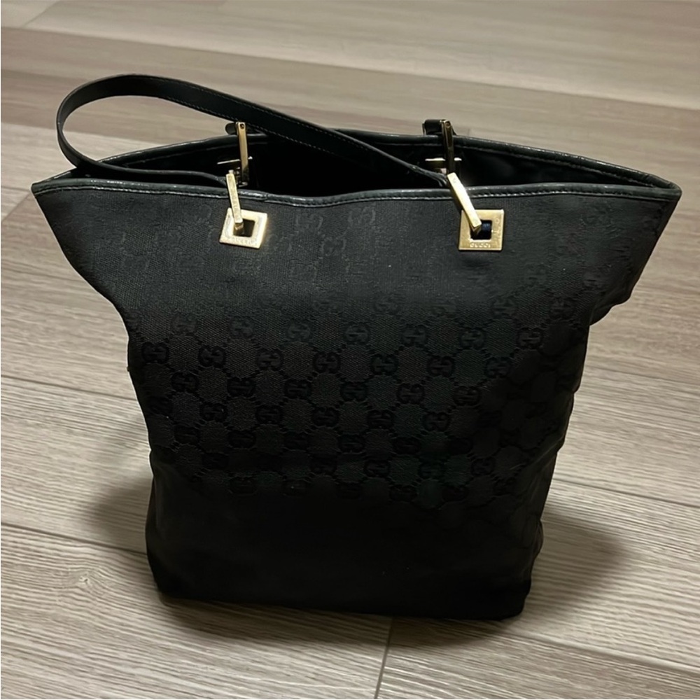 Gucci GG Canvas 2way bag - Black - EUC - Flawless